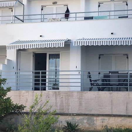 Apartman Ylli Nečujam Exteriér fotografie